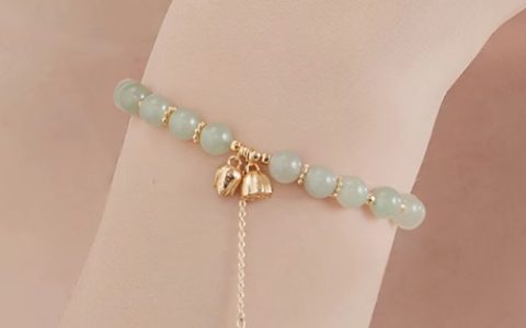 女人戴石榴石双数好单数好