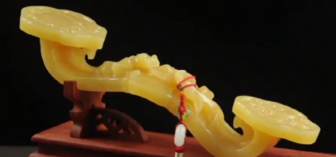 怎么量玉镯子自己戴多大