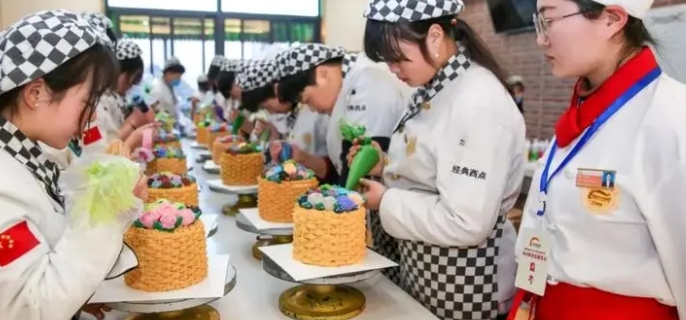 哪里可以学做蛋糕