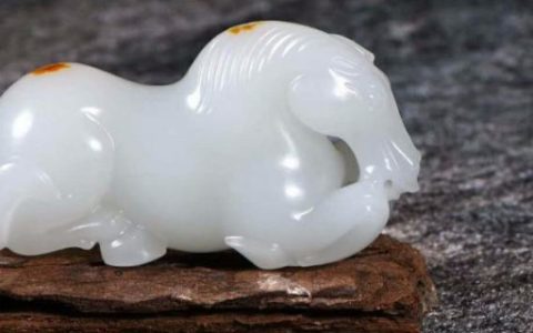 玉不能和什么一起佩戴