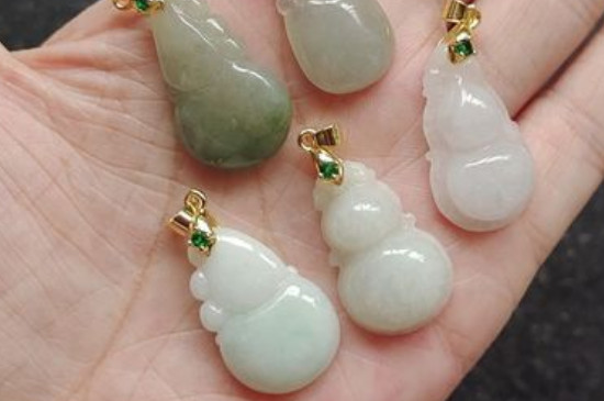 翡翠a货吊坠500元贵吗