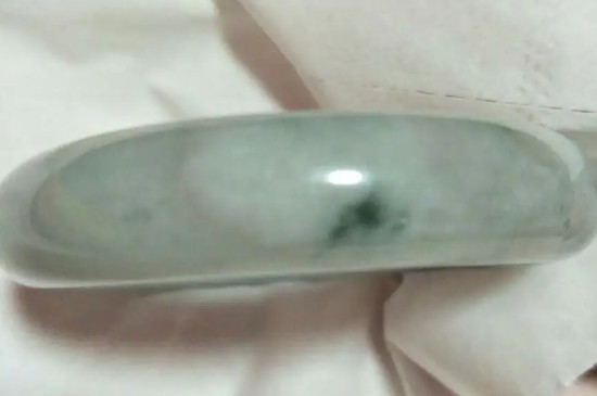 翡翠棉絮多了是不是就不值钱了