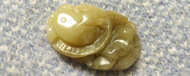 黄白老玉戴久了会怎样