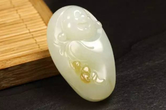 和田玉正确佩戴和保养的方法