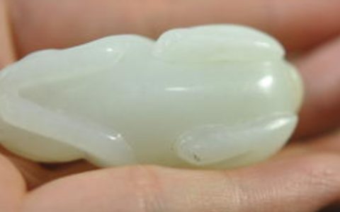 和田玉青白玉怎么识别真假
