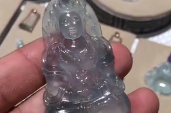 翡翠如何鉴定种水