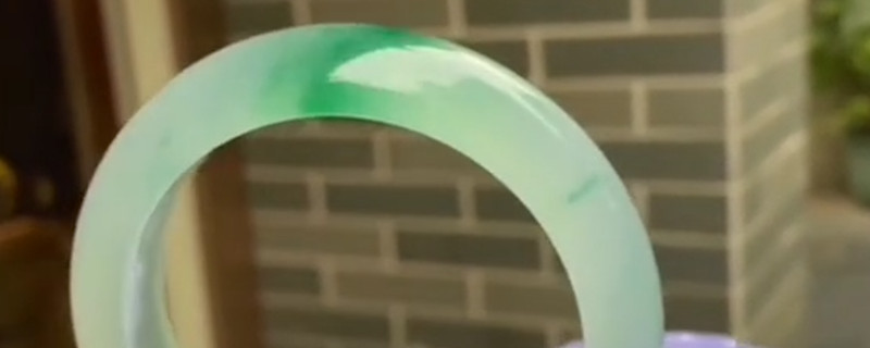 怎样选翡翠手镯圈口