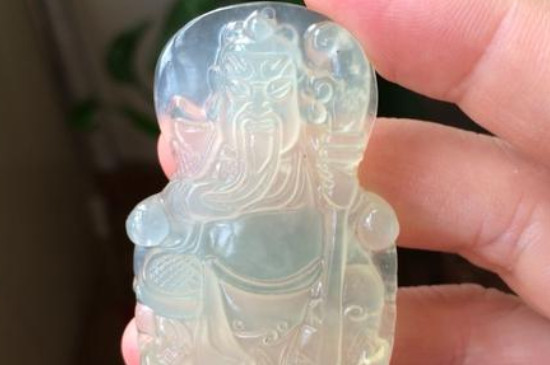 冰种岫玉和冰种翡翠的区别