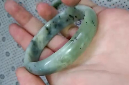 岫玉鉴别