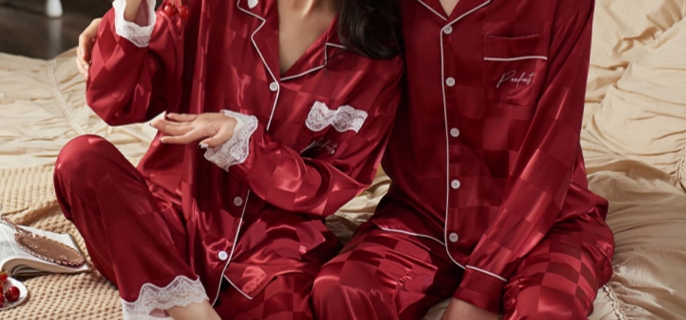 拍证件照扎什么头发好看