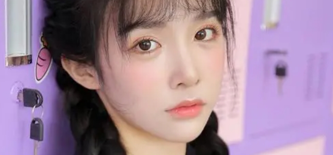 女生背上长痘痘的解决方法